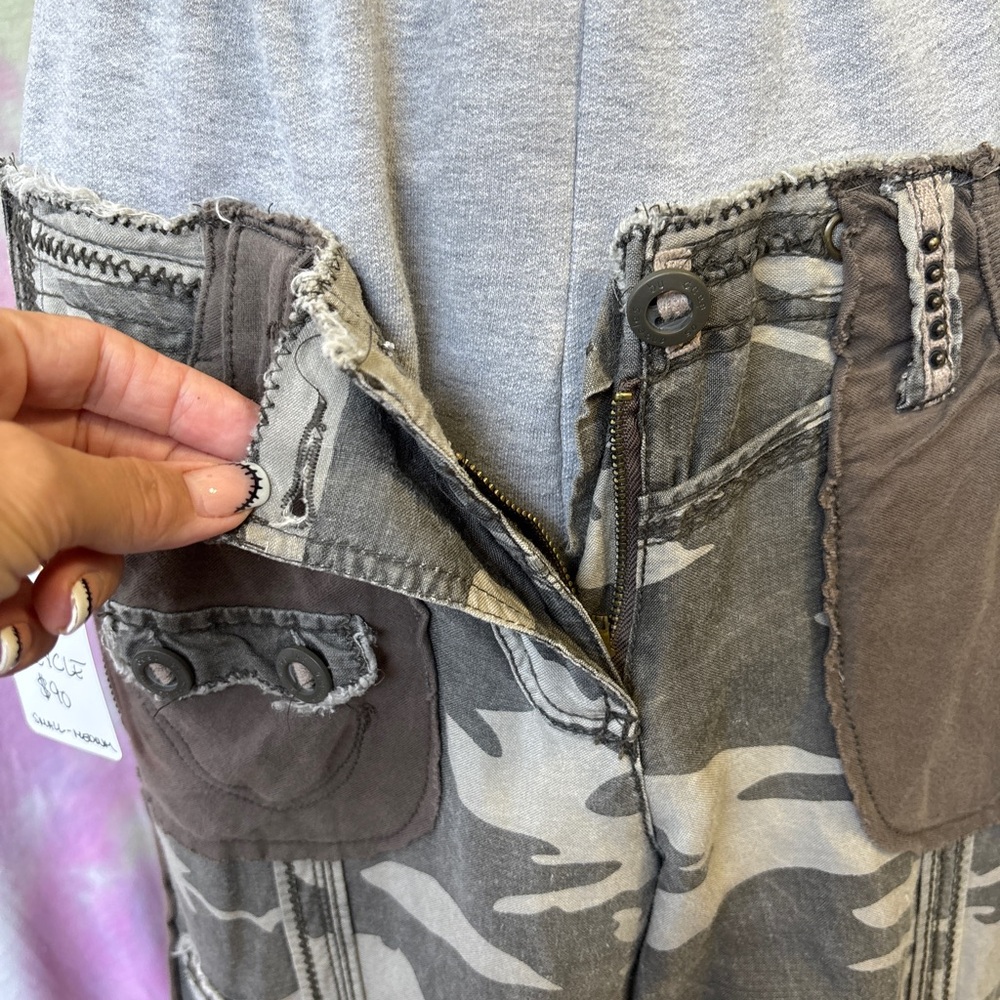 Upcycled by Me: Unisex Customized Camouflage Cargo Sweat Pants y2k camo Small - Picture 7 of 12
